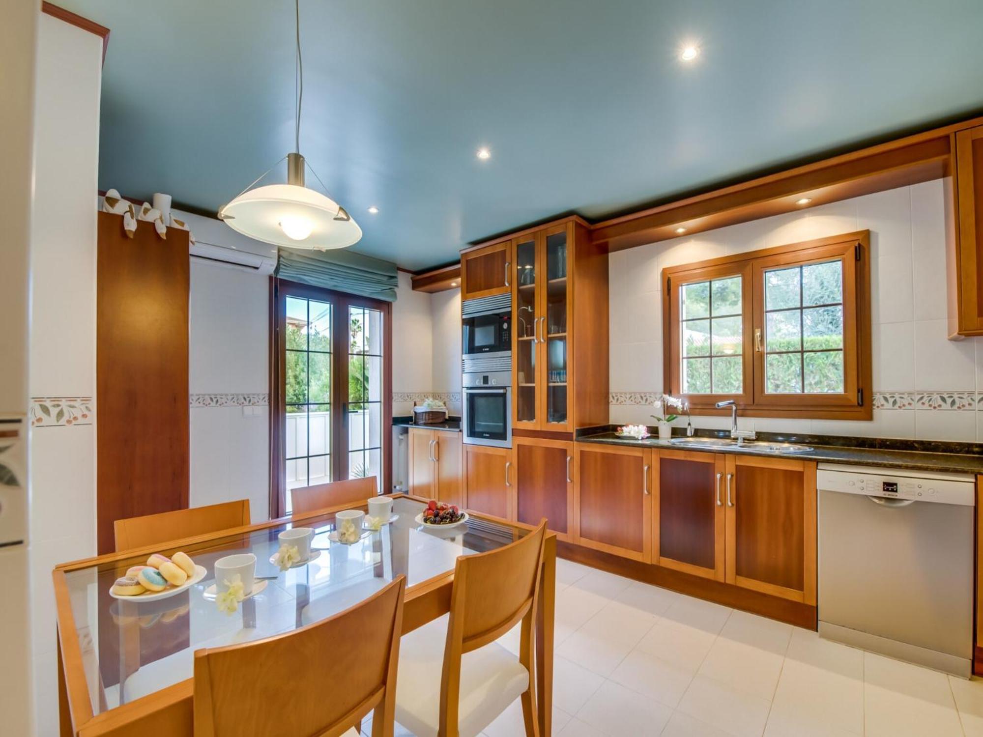 8 Person Home, By The Holiday home
