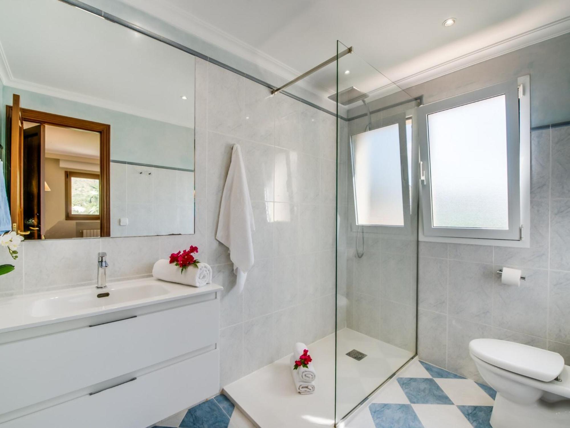 8 Person Home, By The Holiday home *